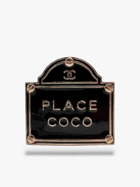 CHANEL – SPILLA PLACE COCO