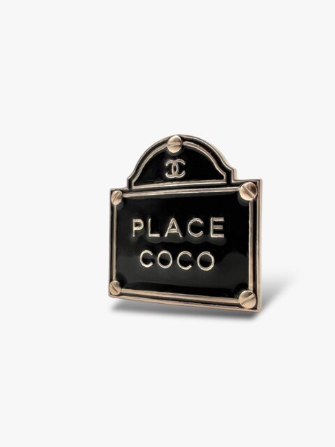 CHANEL – SPILLA PLACE COCO