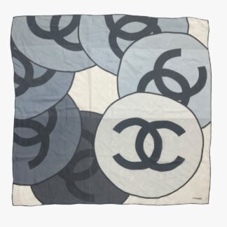 CHANEL - SCARF 80 X 80 MEDAGLIONI CC SETA