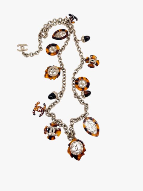 CHANEL – COLLANA/CINTURA CHARMS FOGLIE E GHIANDE