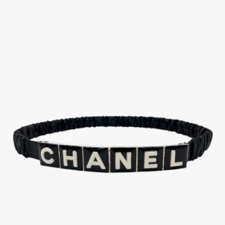CHANEL - CINTURA IN PELLE ELASTICIZZATA FIBBIA LETTERING SMALTO