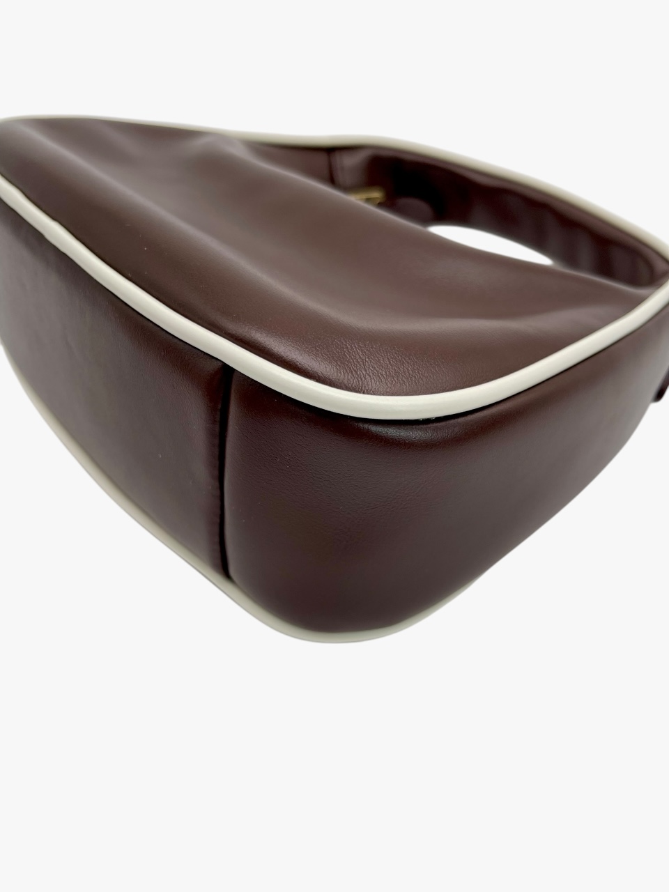 MIU MIU - BORSA WANDER IN PELLE - Désordre. Luxury second hand MIU MIU - BORSA WANDER IN PELLE - Désordre. Luxury second hand