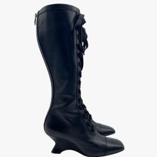 DIOR - STIVALE NAUGHTILY-D IN PELLE NERA CON LACCI E TACCO A VIRGOLA