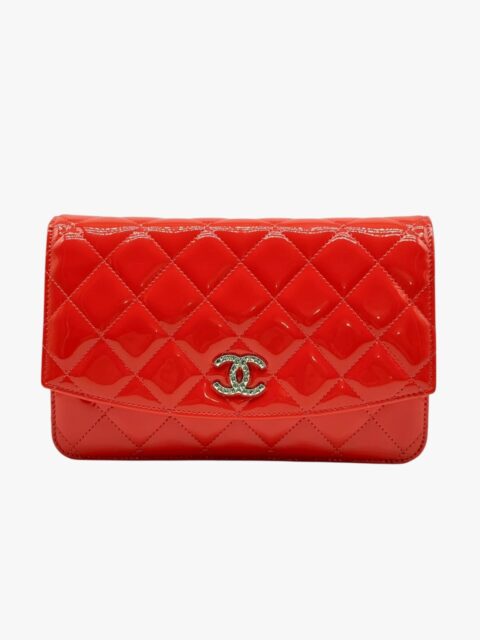 CHANEL – POCHETTE CON CATENA PELLE VERNICIATA ROSSO CORALLO – SHW